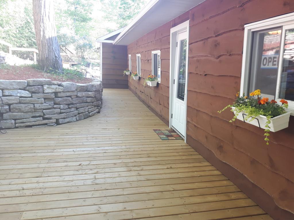 Red Lodge Resort Little Current المظهر الخارجي الصورة